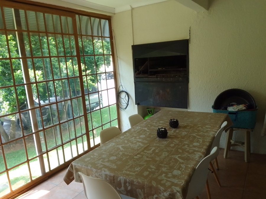 3 Bedroom Property for Sale in Safari Gardens North West